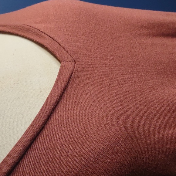 4/$20 Express One Eleven Long Sleeve V Neck Sz XS Petite - Picture 3 of 7